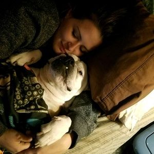 Meet your Posher, Danielle